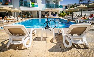 A. Maos Hotel Apartments