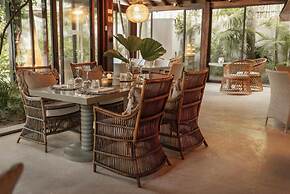 Jashita Hotel