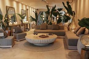 Jashita Hotel