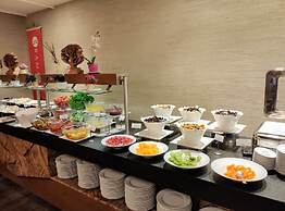 Ramada Hotel & Suites by Wyndham Adana