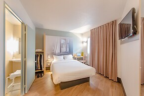 B&B HOTEL Blois Sud Vineuil