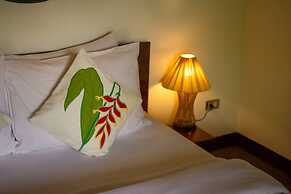 Cadlao Resort & Restaurant