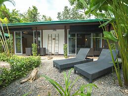 Cadlao Resort & Restaurant