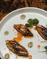 Cadlao Resort & Restaurant