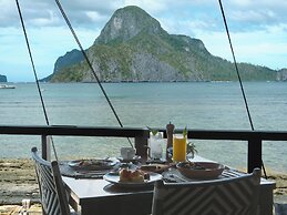 Cadlao Resort & Restaurant