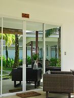 Cadlao Resort & Restaurant