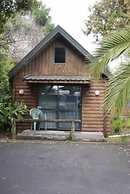 Cottage Park Motor Lodge and Conference Centre