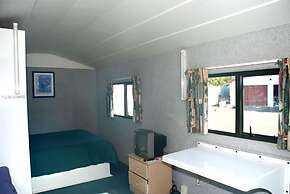 Cottage Park Motor Lodge and Conference Centre