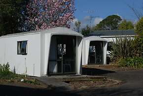 Cottage Park Motor Lodge and Conference Centre
