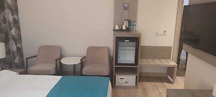 Rox Hotel