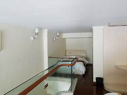Louidon Mega Duplex Apartment - Beijing Rd