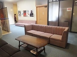 Hidamarinoyu Flop House - Hostel