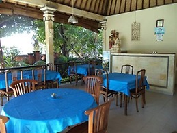 Coral Bay Bungalow