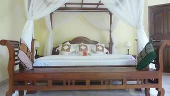 Coral Bay Bungalow