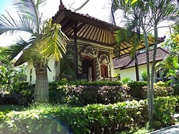 Coral Bay Bungalow