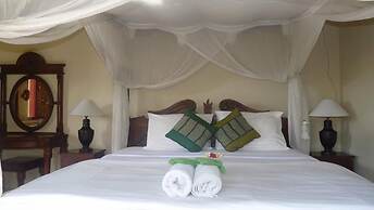 Coral Bay Bungalow