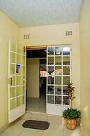 Mosi-O-Tunya Executive Lodge