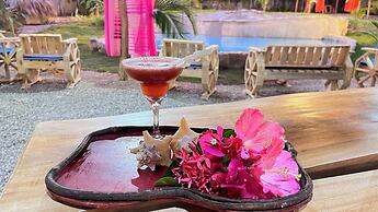 CHALET TROPICAL Hotel & Pool Bar Restaurant
