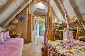 CHALET TROPICAL Hotel & Pool Bar Restaurant