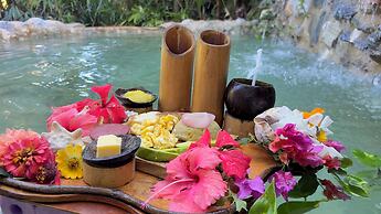 CHALET TROPICAL Hotel & Pool Bar Restaurant