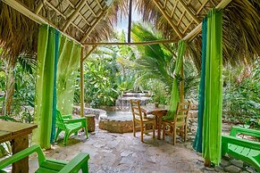CHALET TROPICAL Hotel & Pool Bar Restaurant