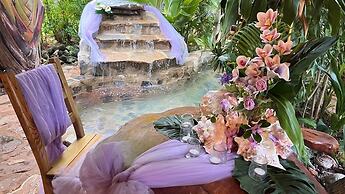 CHALET TROPICAL Hotel & Pool Bar Restaurant