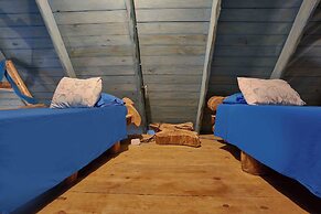 CHALET TROPICAL Hotel & Pool Bar Restaurant