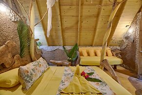 CHALET TROPICAL Hotel & Pool Bar Restaurant