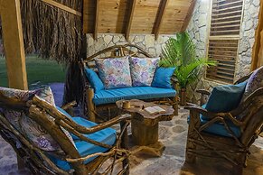 CHALET TROPICAL Hotel & Pool Bar Restaurant