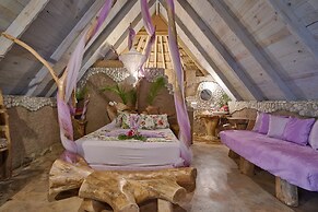CHALET TROPICAL Hotel & Pool Bar Restaurant