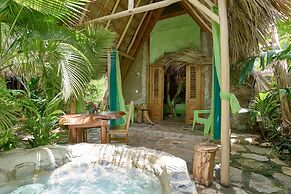 CHALET TROPICAL Hotel & Pool Bar Restaurant