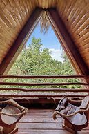 CHALET TROPICAL Hotel & Pool Bar Restaurant