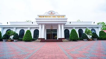 Van Phat Riverside Hotel