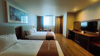 Hyunjin Tourist Hotel