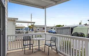 Discovery Parks - Adelaide Beachfront