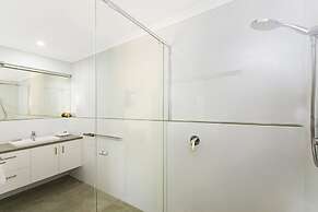 44 Cooran Court