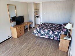 Rainbow Motel