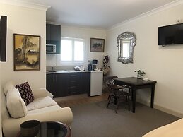 Fitzroy Inn Historic Retreat