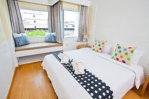 Paradise Hotel