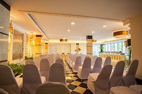 Paradise Hotel