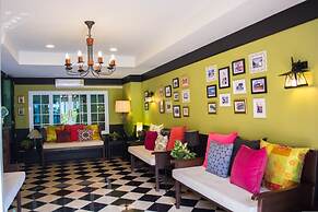 Paradise Hotel