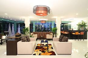Paradise Hotel