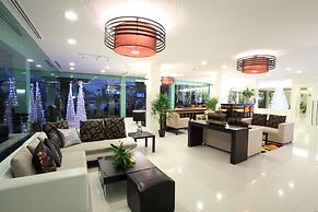 Paradise Hotel