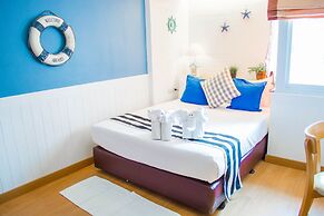 Paradise Hotel