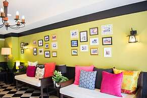 Paradise Hotel