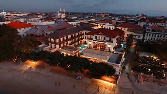 Tembo House Hotel