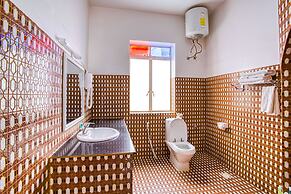 Tembo House Hotel