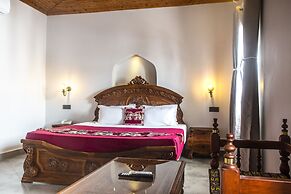 Tembo House Hotel