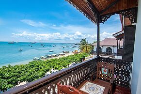 Tembo House Hotel
