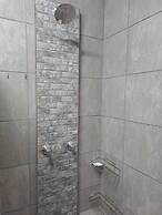 24 Onvrey Guest House